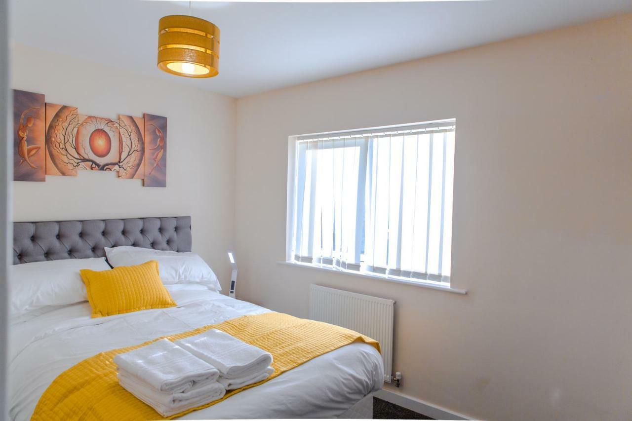 Salford Holiday Apartment مانشستر المظهر الخارجي الصورة