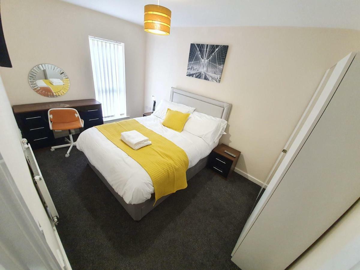 Salford Holiday Apartment مانشستر المظهر الخارجي الصورة